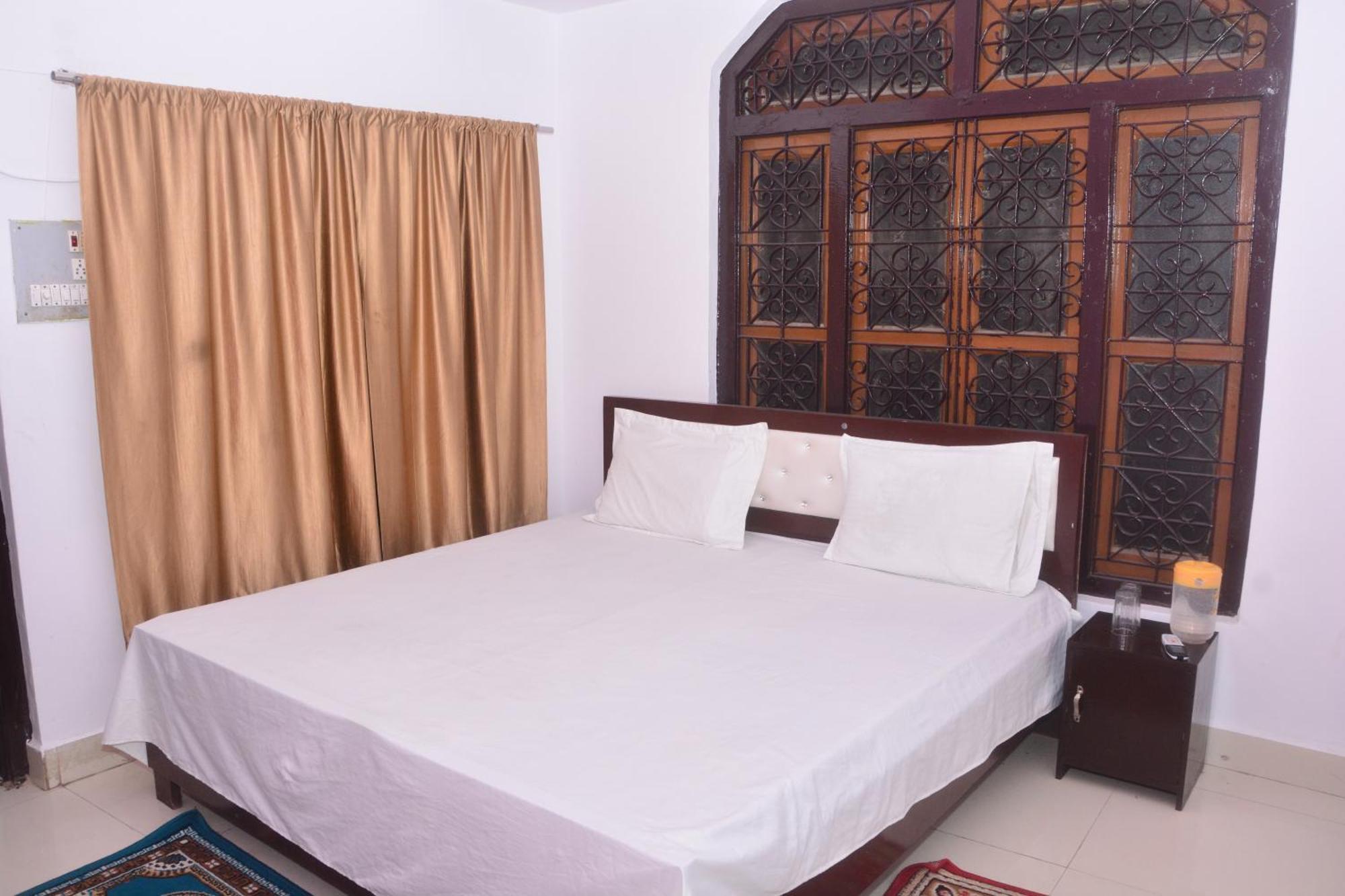 Hotel Chandrasha Villa Ayodhya Dham Ram Mandir 600 Meter Exterior photo